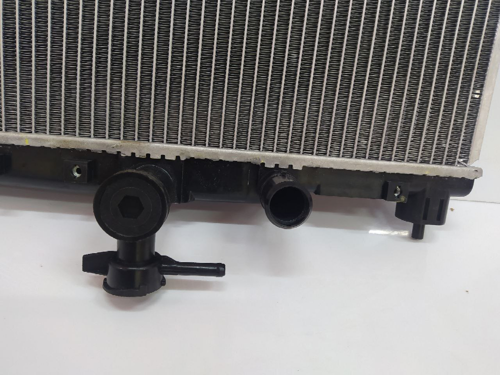 Радиатор охлаждения GEELY 1016001409 для Geely MK