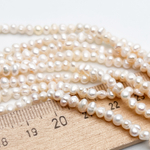 Жемчуг Микро бусины, размер около 3,5-4 мм, цена за нить 34 см