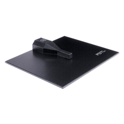 AKG PZM30D микрофон граничного слоя конденсаторный всенаправленный, разъём XLR, фантомное питание 12-48В, частотный диапазон 20-20000Гц, чувствительность 7мВ/Па, эквивалентный уровень шума 20дБ-А, сигнал/шум 76дБ-А, импеданс 240Ом, цвет чёрный