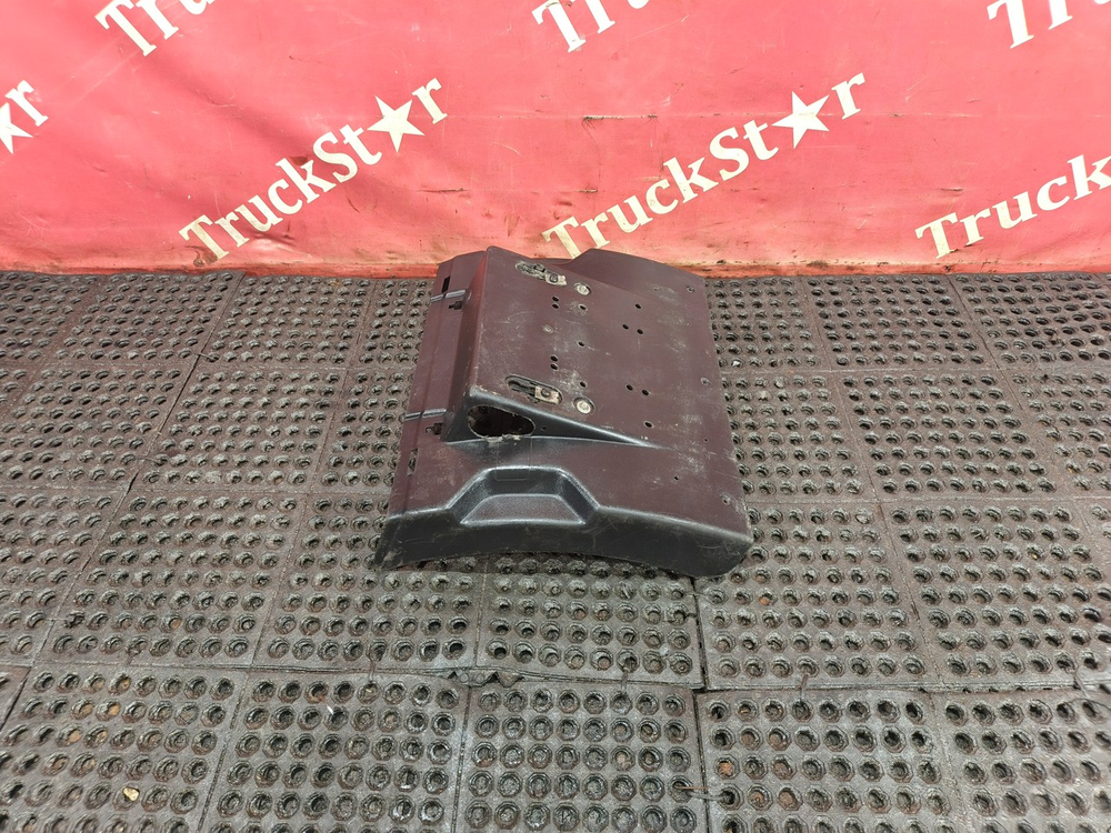 Крыло заднее задняя часть