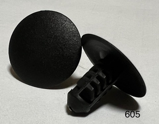 Клипса иномарка  Код- 605 (20шт/уп)