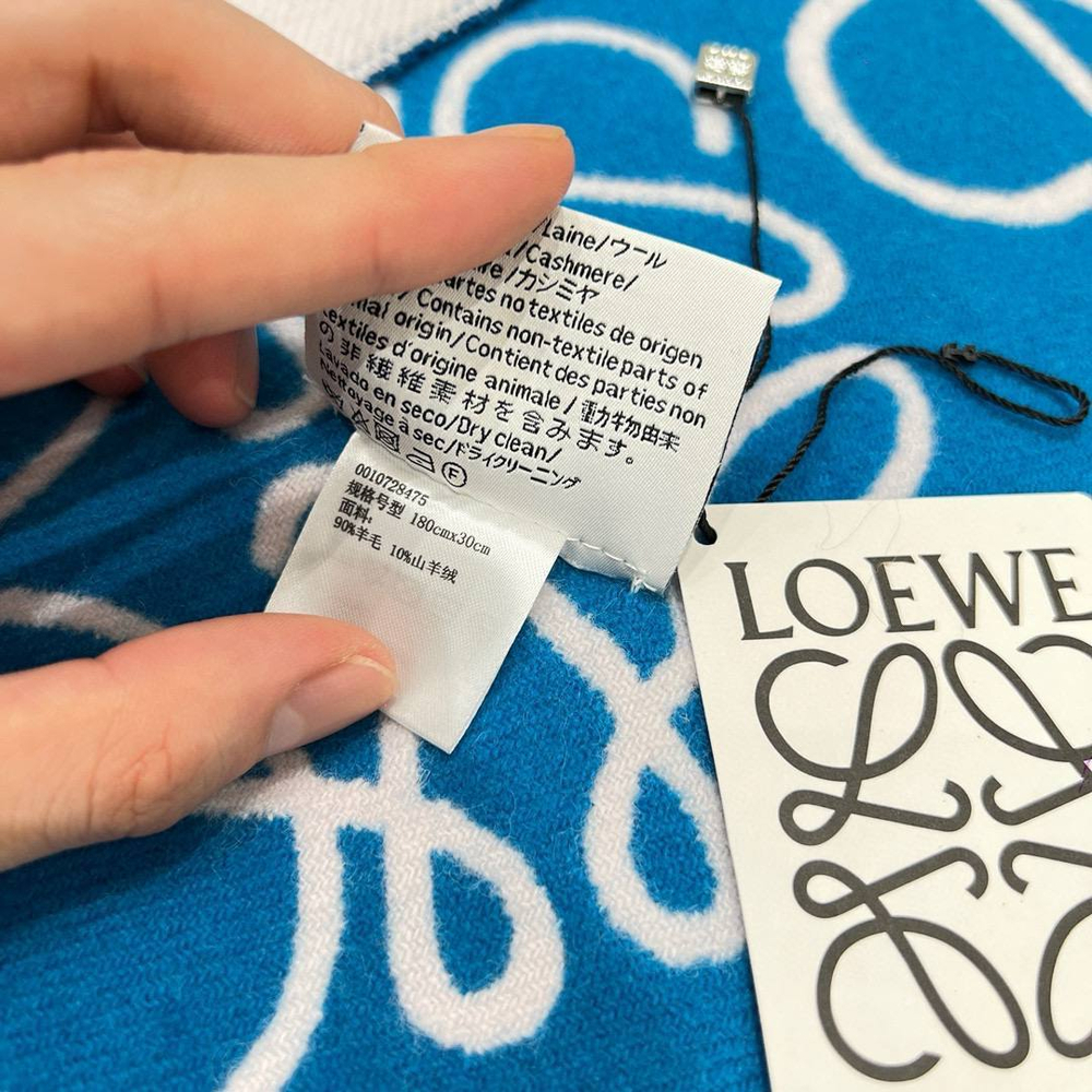 Шарф Loewe