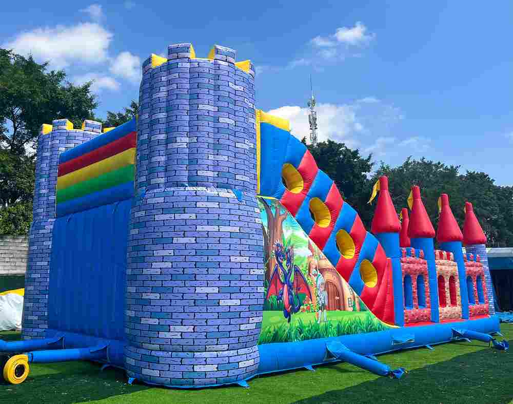 Коммерческий надувной батут «Замок развлечений», 12*7*5,5 м