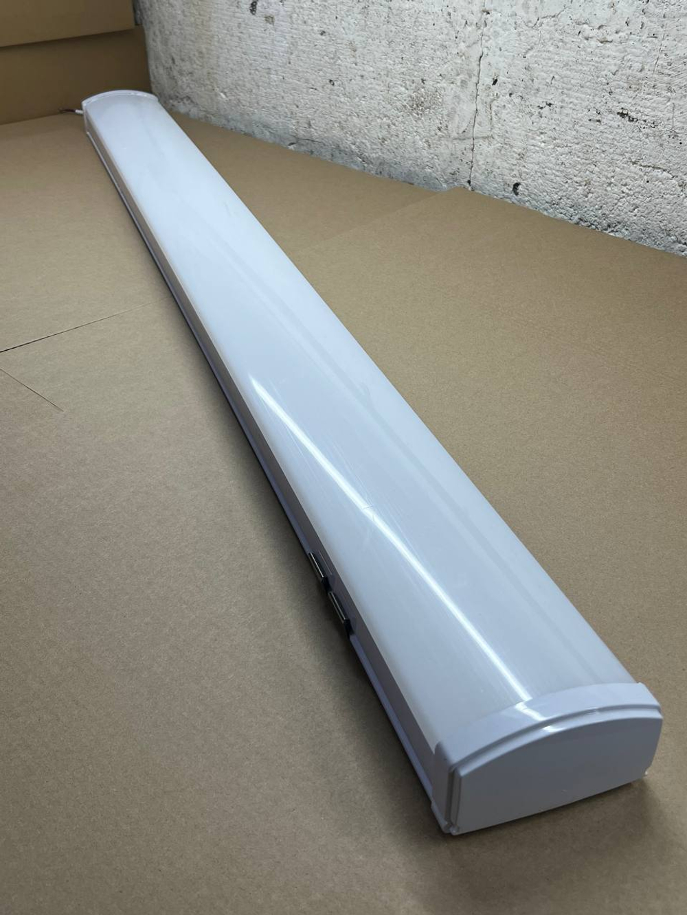 Светильник линейный промышленный-офисный СКС 1200 мм, IP65, 5000К, 90w, 220v