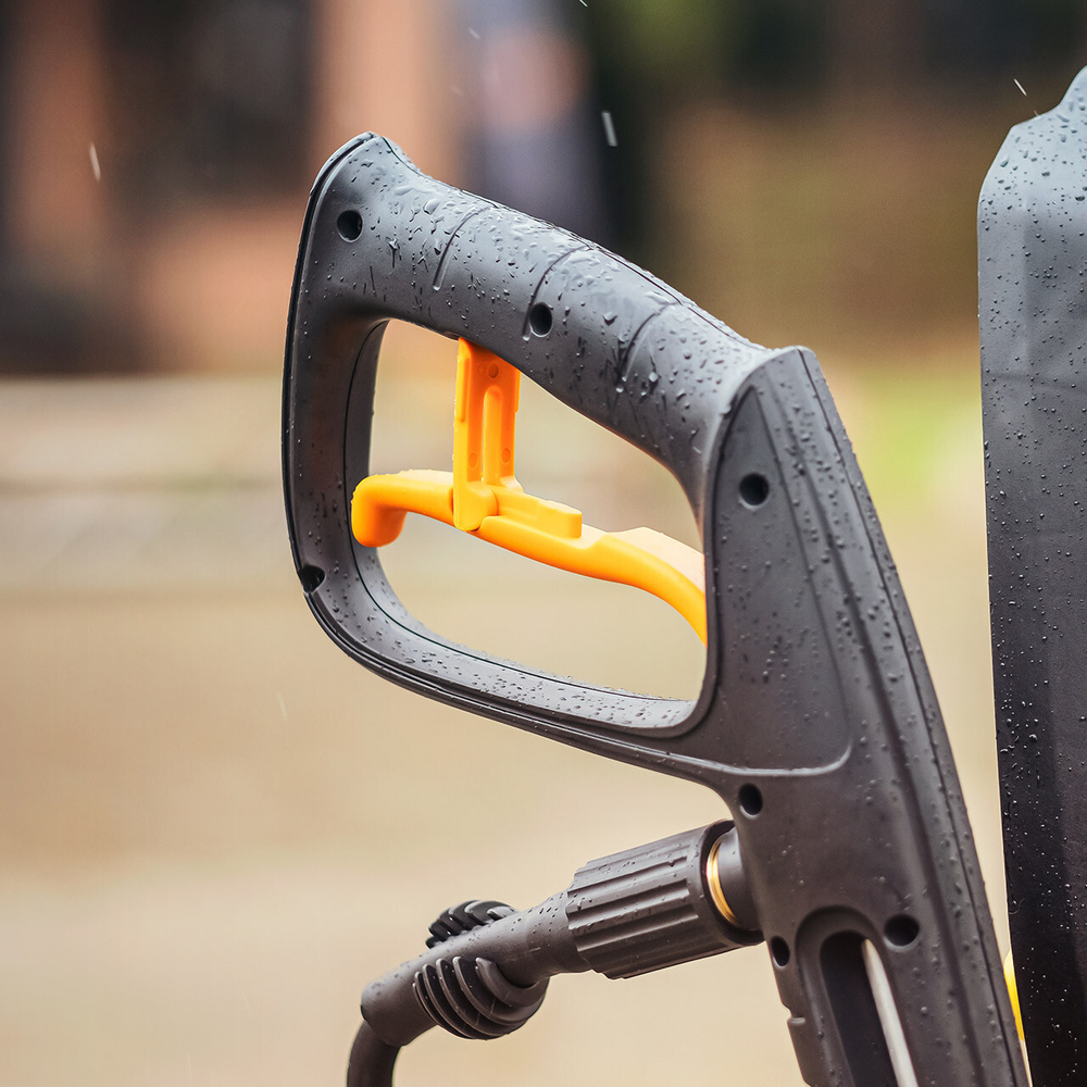 Мойка высокого давления BORT BHR-2000M