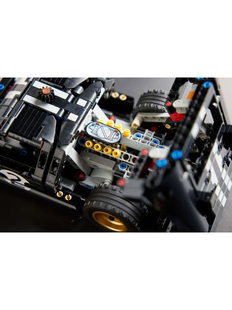 Конструктор Technic 42223 Гоночный автомобиль Ford GT40 MKII
