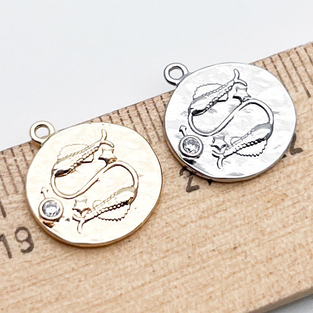 Подвеска Знак Зодиака Рыбы, цвет золото, фианит, размер 16*14 мм, цена за 1 шт