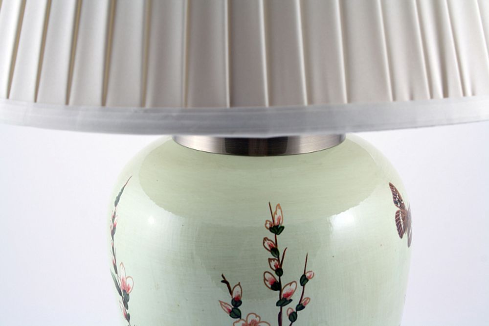 Лампа настольная "Абрикосовое дерево в цветах"