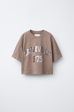 ZARA ФУТБОЛКА СО СВЕРКАЮЩИМИ ЗВЕЗДАМИ, ЗЕМЛЯНОЙ