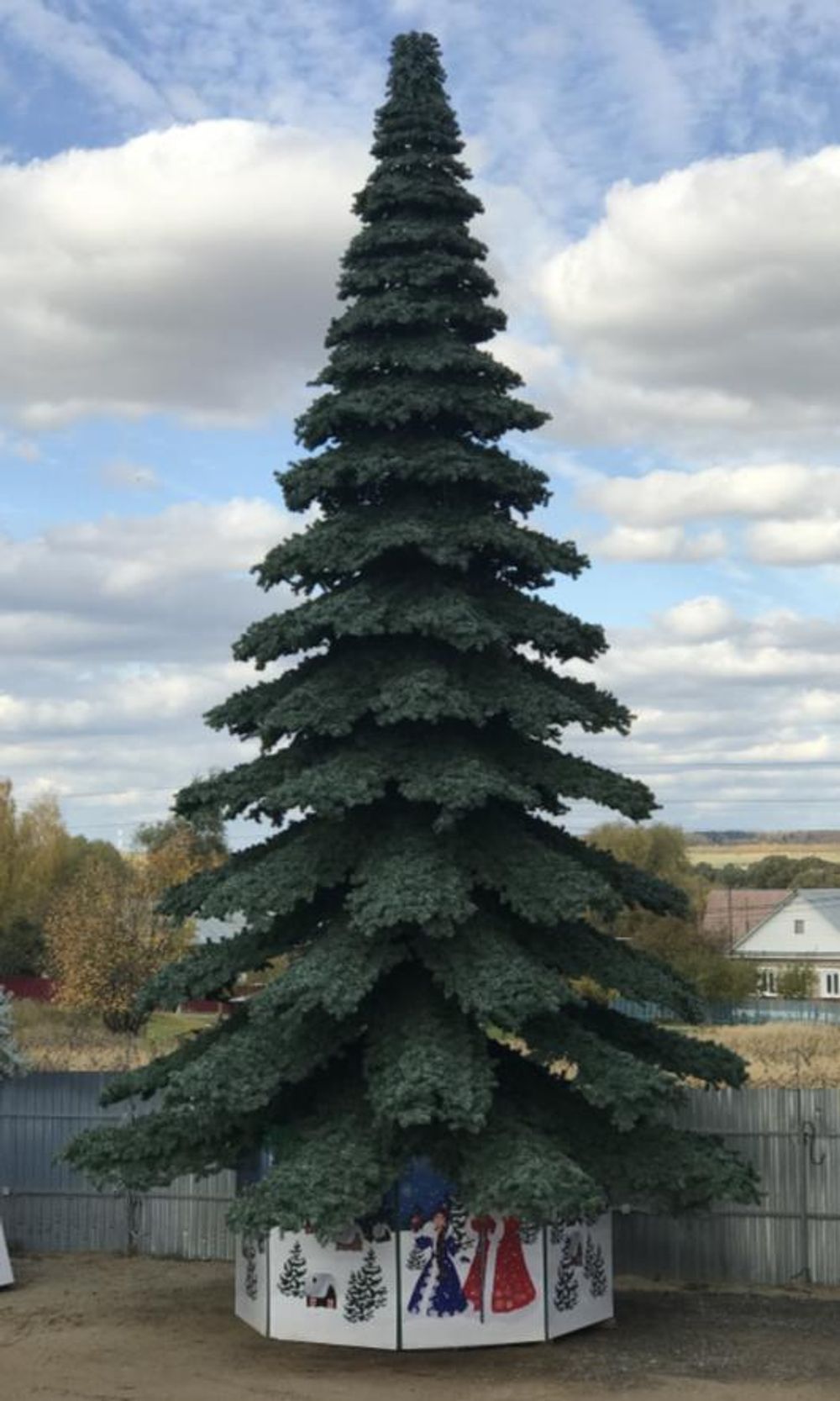 Уличная елка ствольная "Таежная" (пвх) от 11 до 21 м