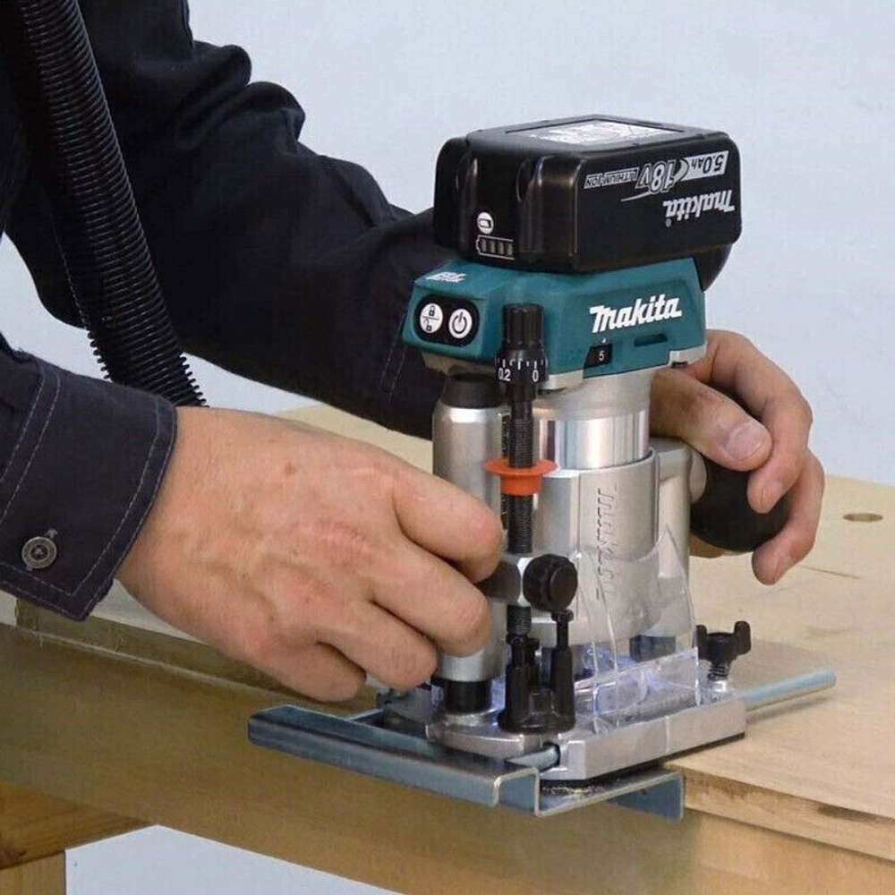 Фрезер аккумуляторный Makita DRT50ZJX2