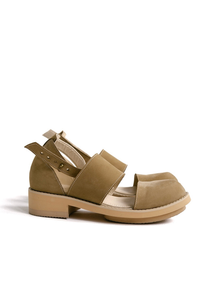 MIDNIGHT Camel styler