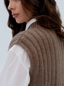 Жилет НК816-29 т. бежевый