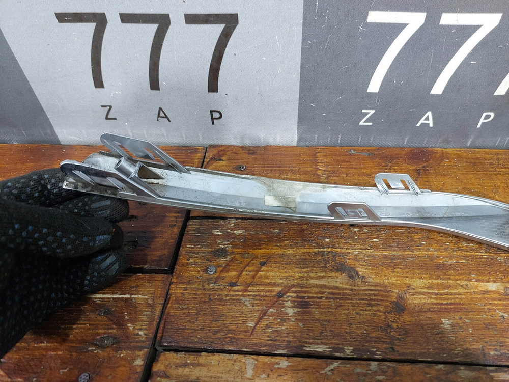 Молдинг заднего бампера левый Hyundai Santa Fe 4 (TM) 20-нв Б/У Оригинал 86694S1600