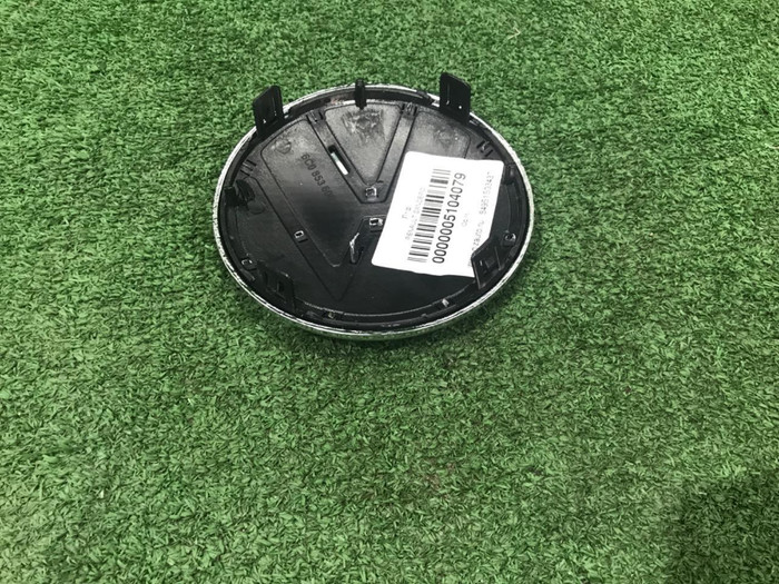 Эмблема решетки радиатора VW Polo sedan 5 (2015-2020)