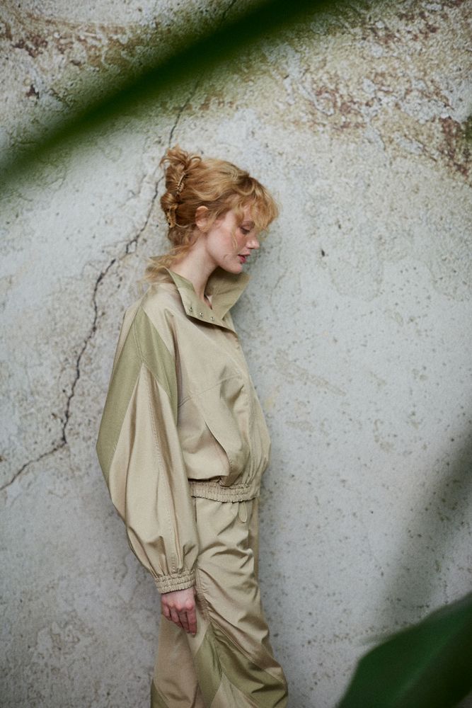 Куртка из шелка бежевый/хаки