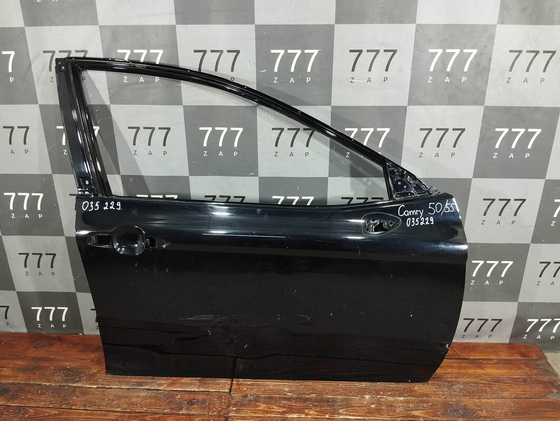 Дверь передняя правая Toyota Camry (XV70) 17-нв Б/У Оригинал 6700106290