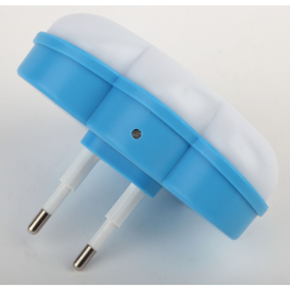 Ночник - светильник светодиодный ЭРА NN-605-LS-W в розетку с датчиком освещенности белый