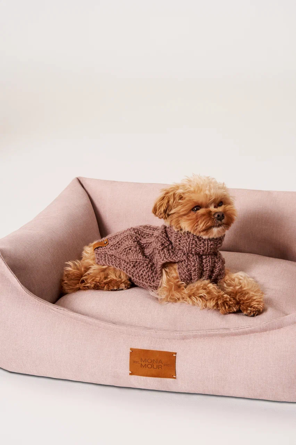 Вязаный свитер