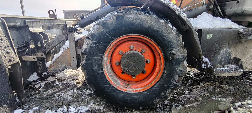 Case 570 Экскаватор-погрузчик 570ST (Дизельный, 3,9 л, 95 л.с., АТ)