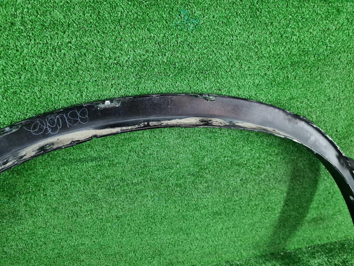 Расширитель передний правый BMW X5 F15 (2013-2018)