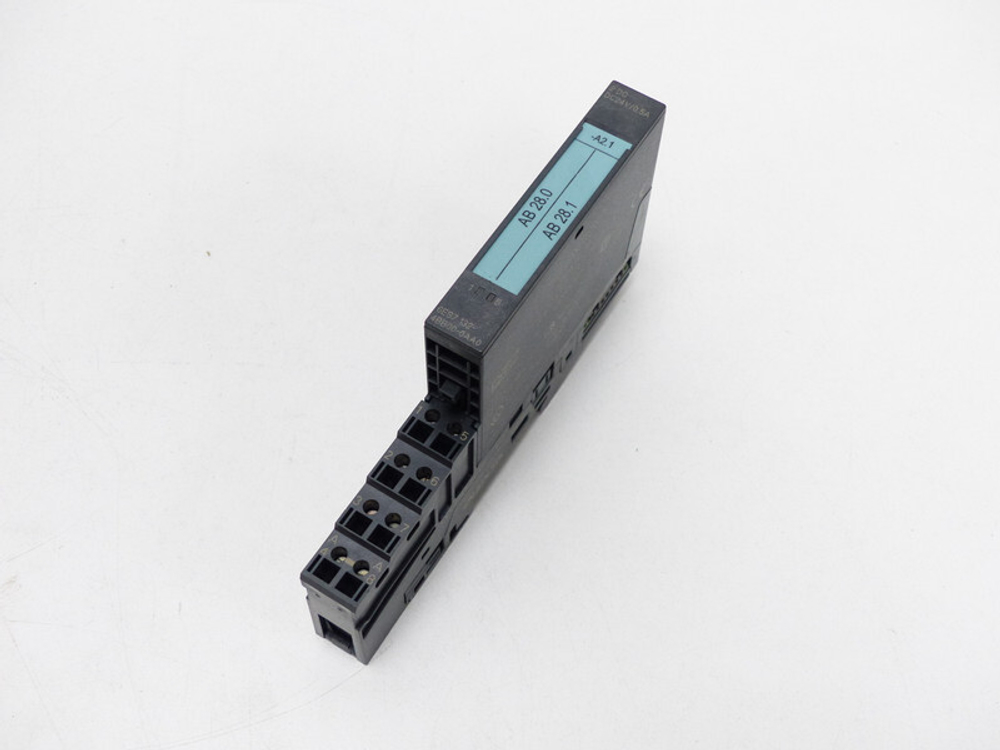 SIEMENS 6ES7 132-4BB00-0AB0