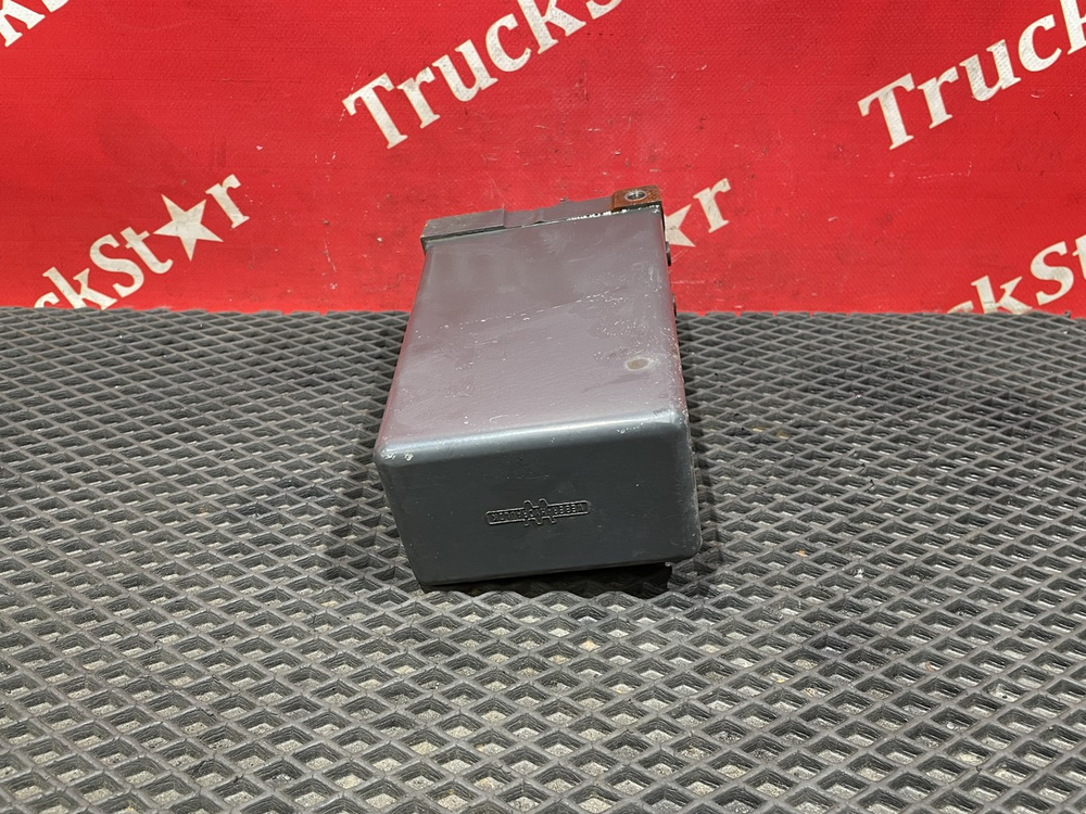 Насос подъема кабины