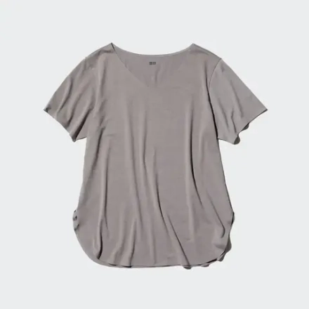 UNIQLO ФУТБОЛКА AIRISM С БЕСШОВНЫМ V-ОБРАЗНЫМ ВЫРЕЗОМ И КОРОТКИМИ РУКАВАМИ, КОРИЧНЕВЫЙ