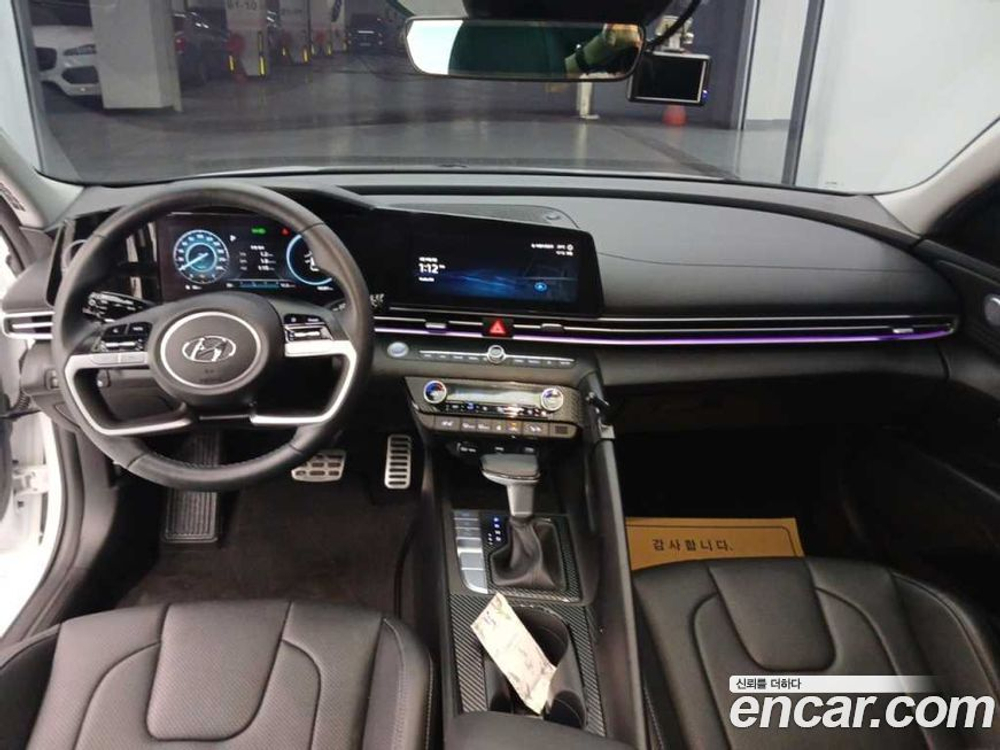 Hyundai Avante (CN7) 1.6 (04.2022)