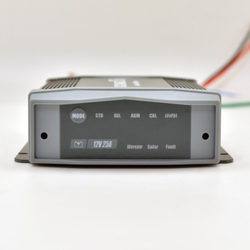 Автоматическое зарядное устройство BERKUT Specialist DC-25A