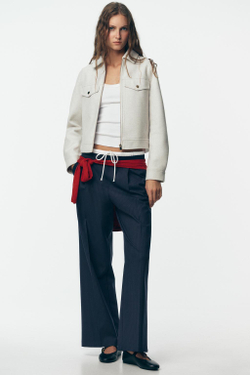 ZARA КУРТКА ИЗ МЯГКОЙ ТКАНИ НА МОЛНИИ, ЭКРЮ