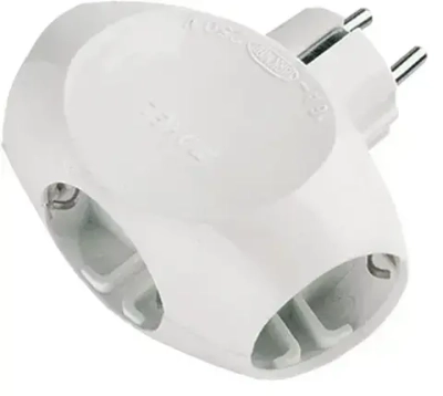 Тройник с заземлением 16А Makel