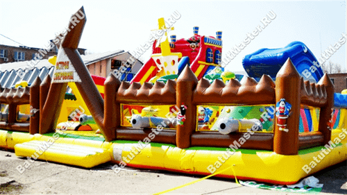 Большой надувной батут "Говорящая акула" 14*10*6 м