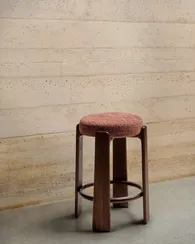 Granite Барный табурет из терракотового шенилла и массива ясеня в отделке орех 75 см