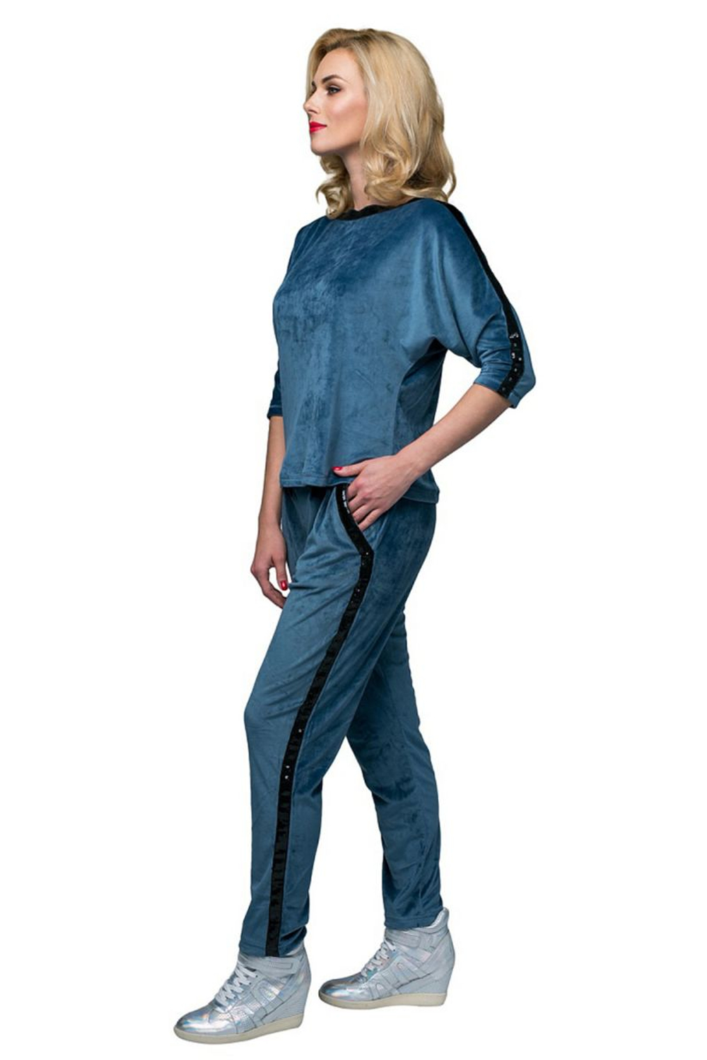 Домашний костюм из бархатистой ткани с декором из пайеток (Размер: M) (Цвет: голубой)