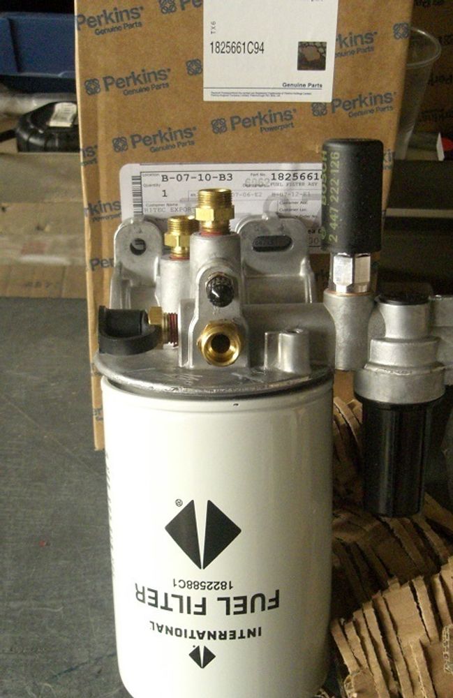 Фильтр топливный в сборе / FUEL FILTER ASS АРТ: 1825661C94