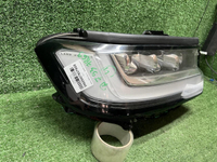 Битая Фара правая Land Cruiser 300 (21-нв) LED