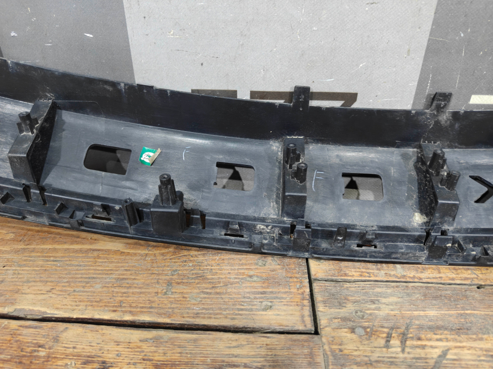 Накладка переднего бампера Exeed TXL 21-нв Б/У Оригинал 602001190AA