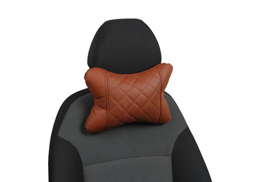 Автомобильная подушка "Косточка" под шею из экокожи "Ромб"