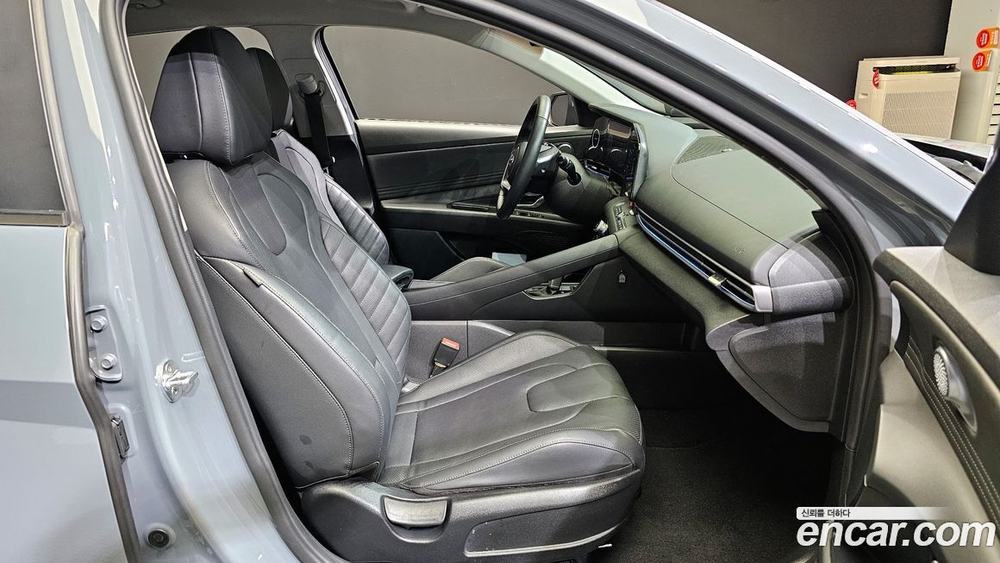 Hyundai Avante (CN7) 1.6 (06.2020)