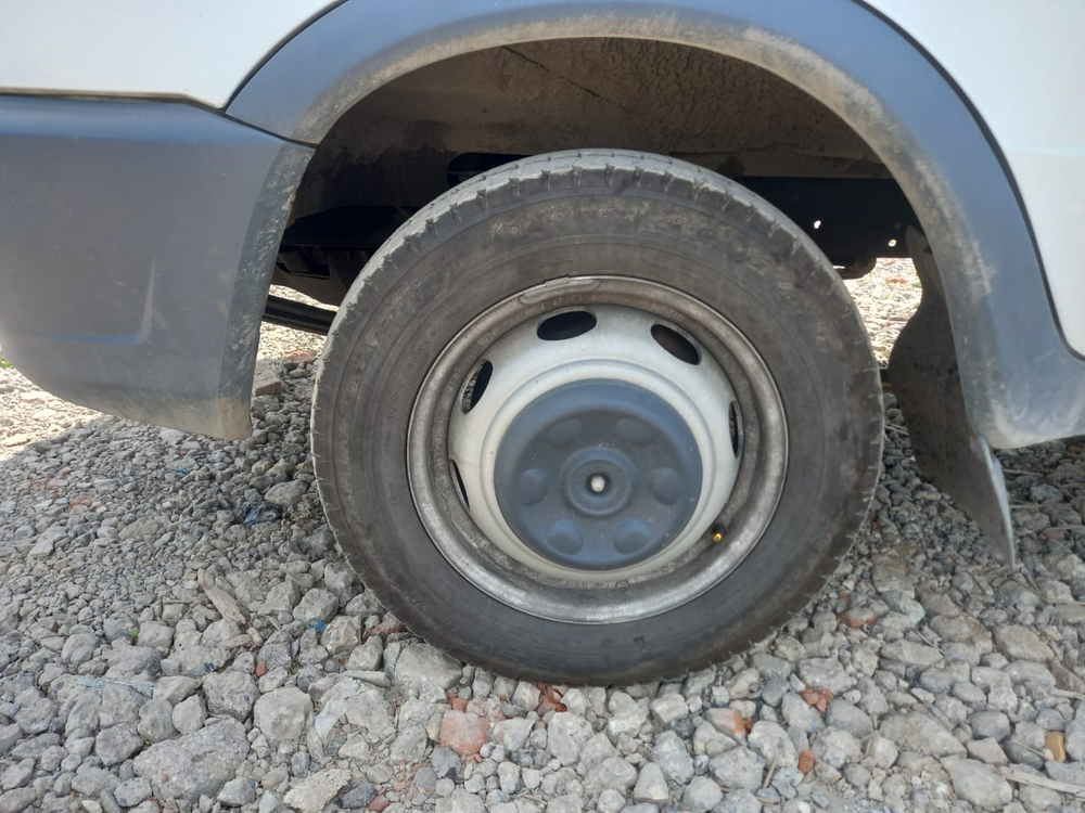 GAZ GAZELLE BUSINESS Промтоварный 172451 (Бензин/Газ, 2,7 л, 107 л.с.)