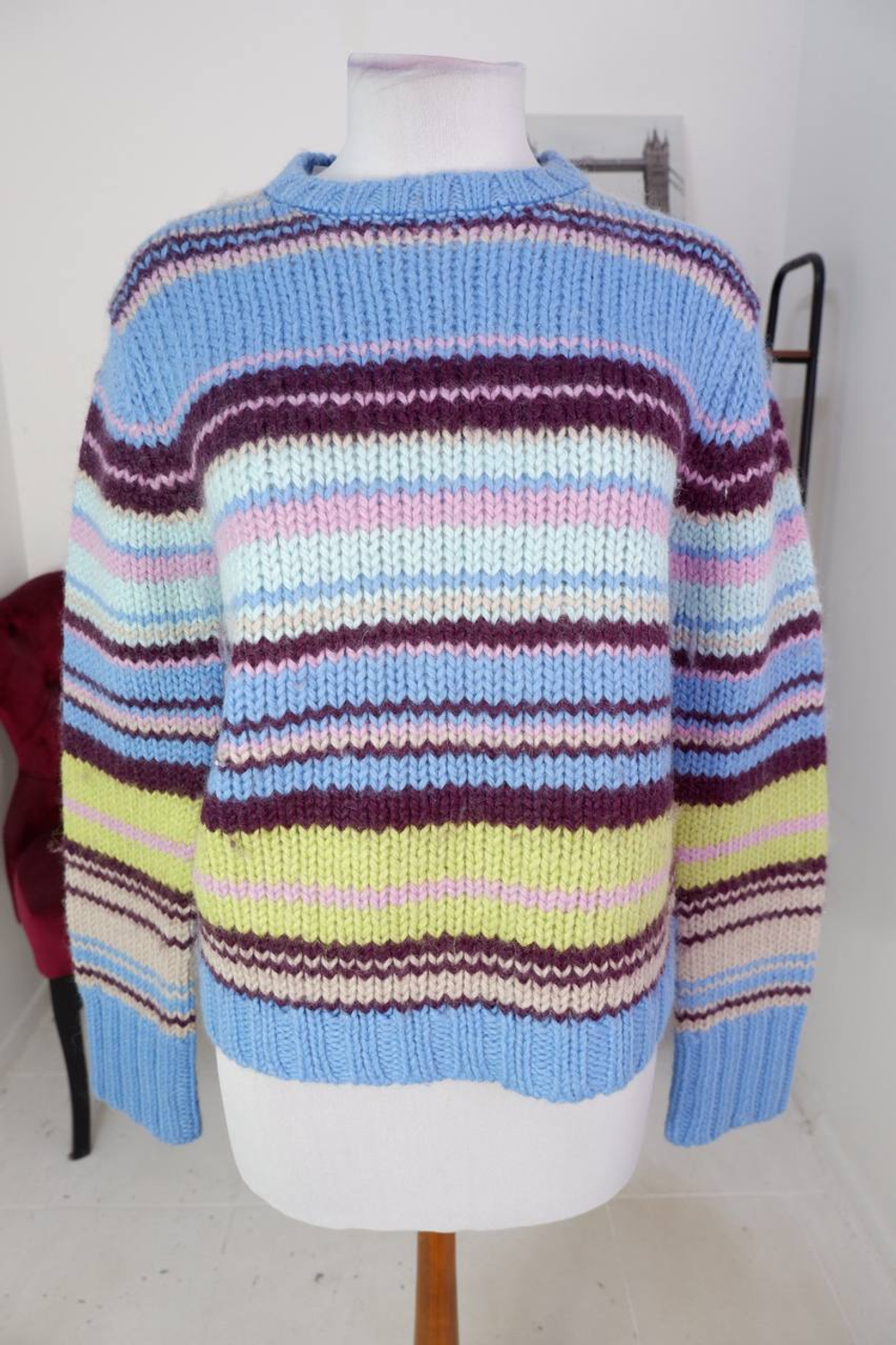 Свитер для прохладной погоды, визуально на 46/48 размер