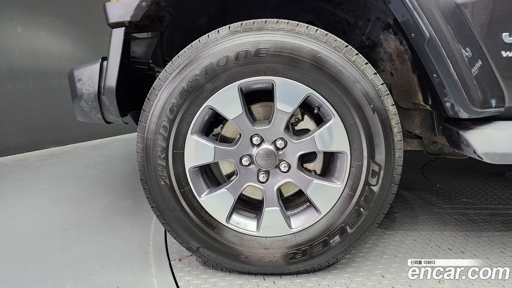 Jeep Wrangler (JL) 2.0 Overland 4 двери (09.2019)
