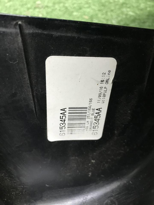 Крышка зеркала левая Mercedes M GLE W166 (11-18)