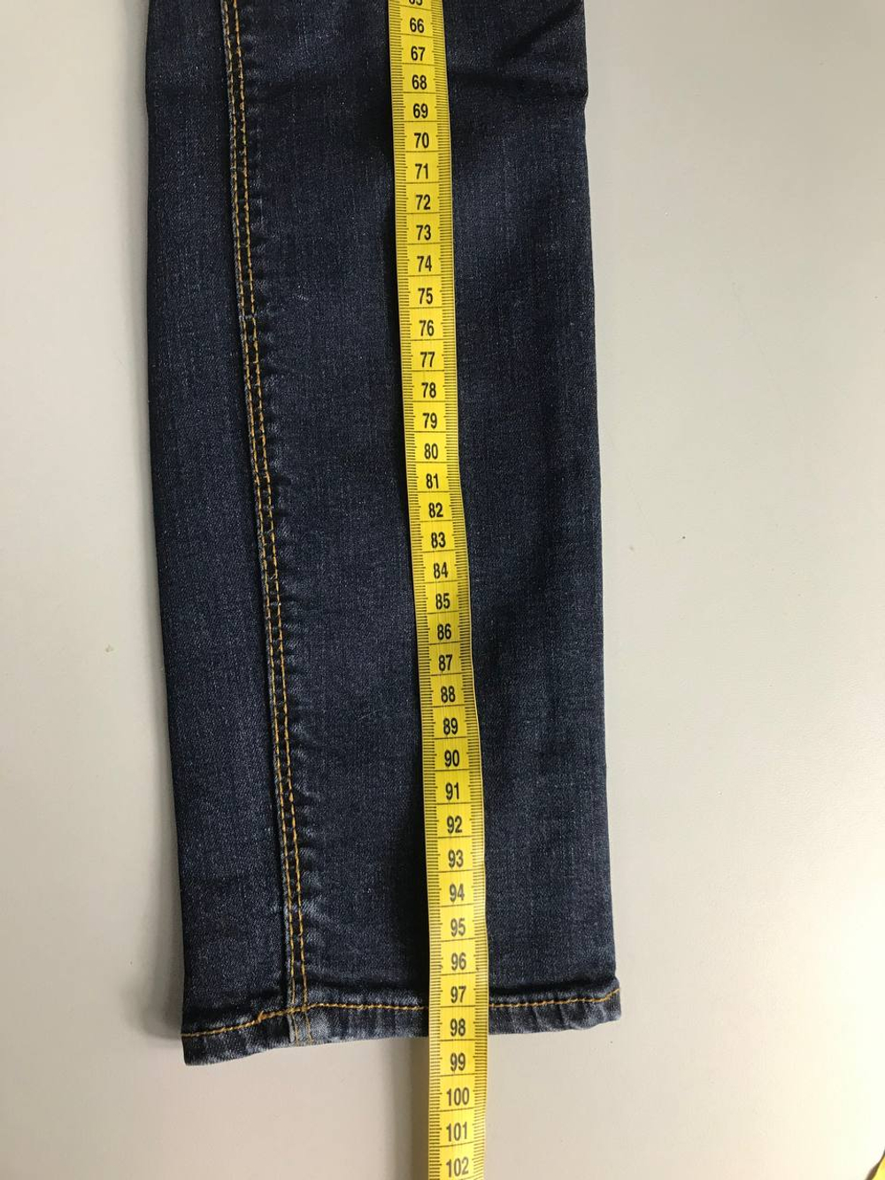 Джинсы Zara зауженные, маркировка 36, визуально на 42 размер