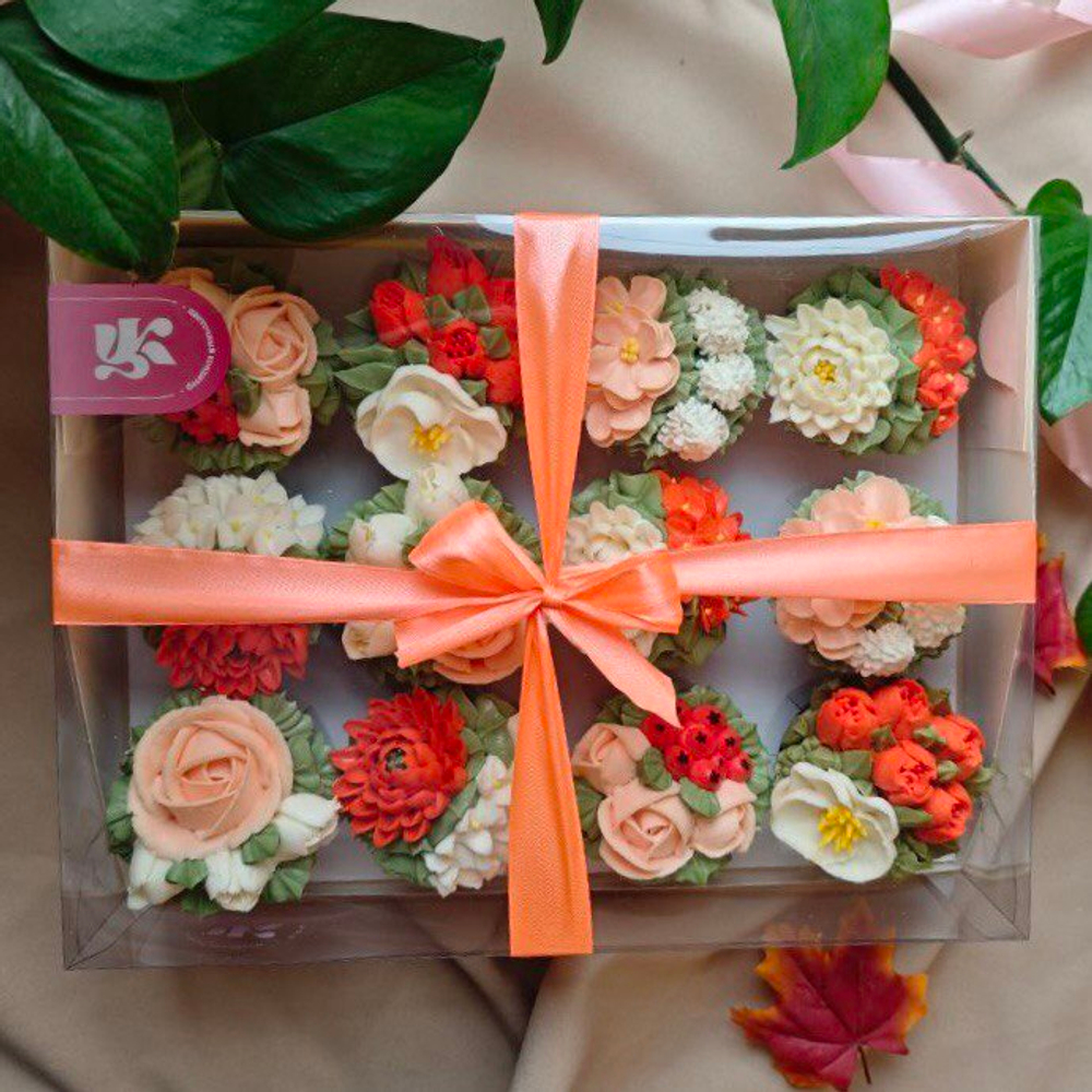 Набор "12 шоколадных горшочков с цветами" — эксклюзивные авторские десерты