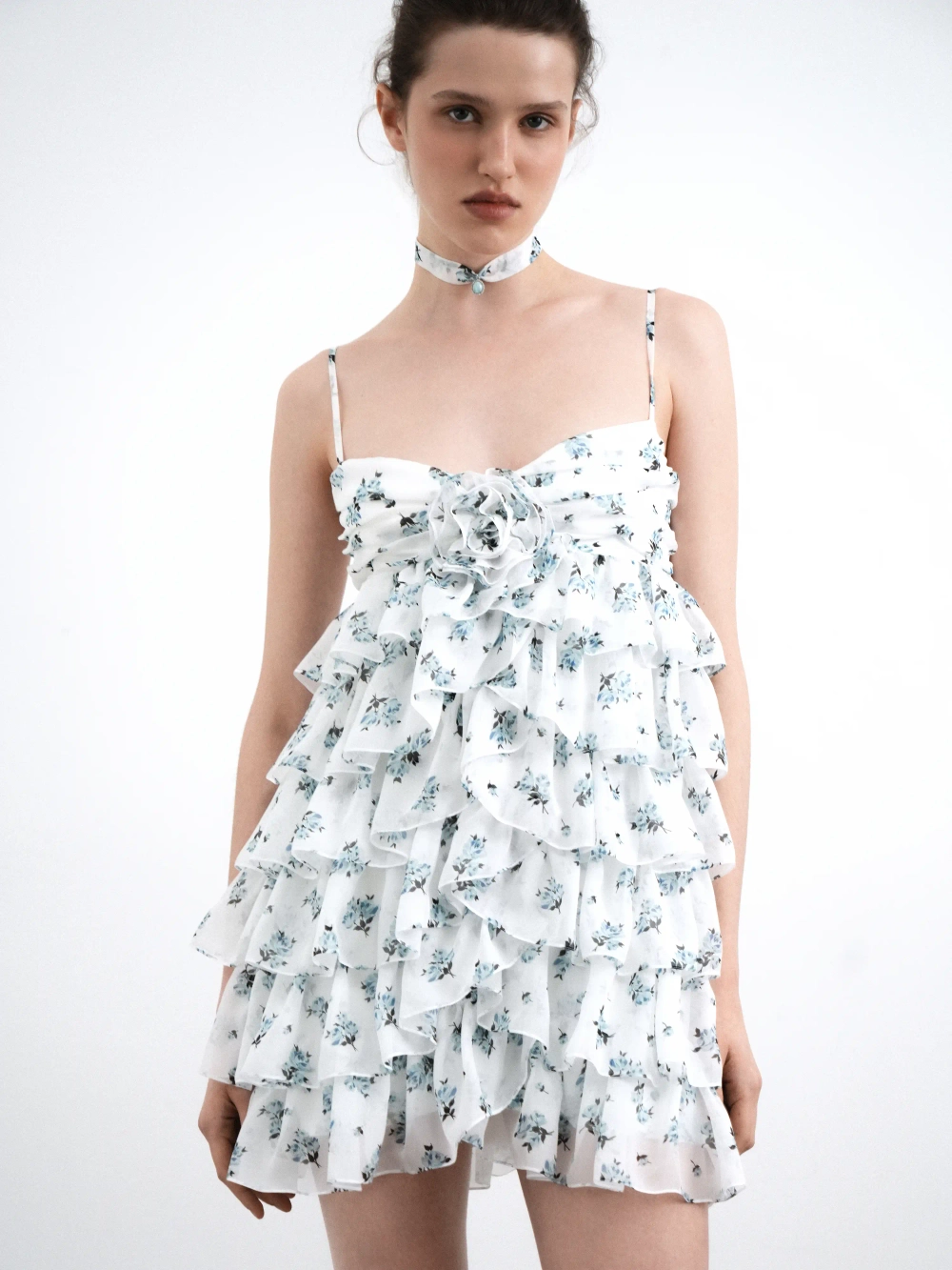 Уиллоу мини (Willow mini), платье мини из молочного шифона с цветочным принтом