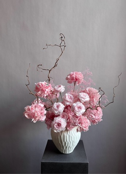 Композиция в кашпо Лунария