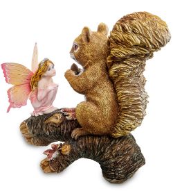 GA-94 Статуэтка «Маленькая фея с белкой»