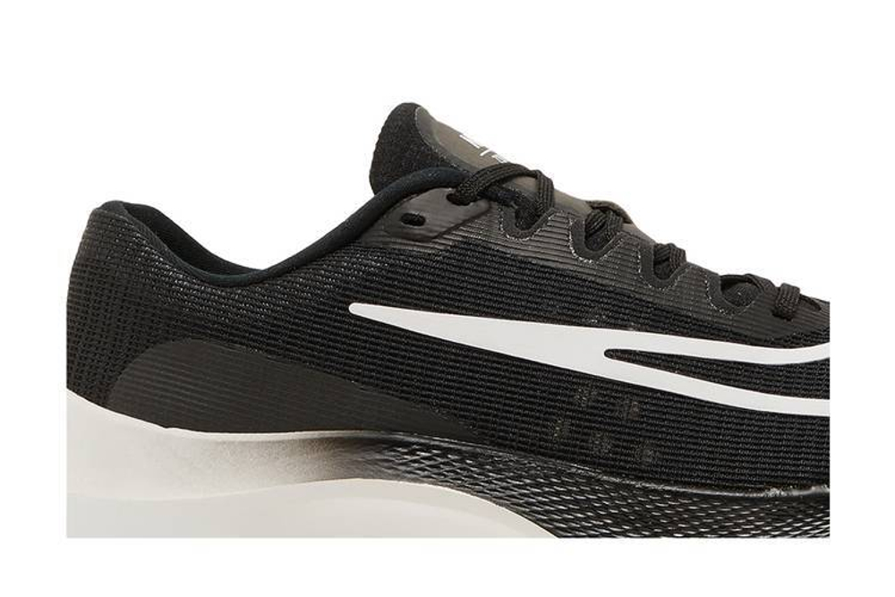 Кроссовки Nike Zoom Fly 5